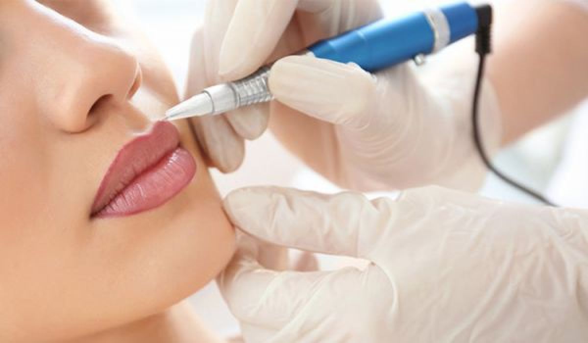 Maquillage permanent lèvres  à Nancy (54) Par Alyia - Estheca