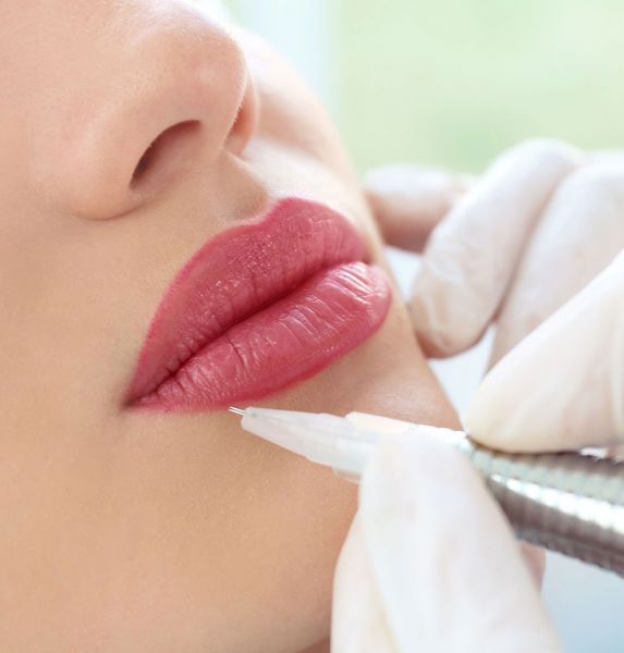 À Dijon | Maquillage permanent (Candy lips, eyeliner, sourcils...) | Les meilleures esthéticiennes