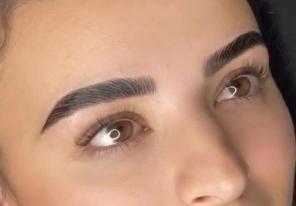 À Villeparisis | Browlift restructuration | Les meilleures esthéticiennes