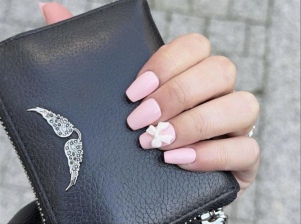 À La Rochelle | Manucure / semi permanent / gel x | Les meilleures esthéticiennes