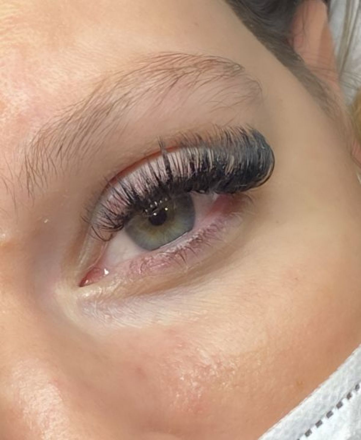 Extension de cils à Vitré (35) Par Diane - Estheca