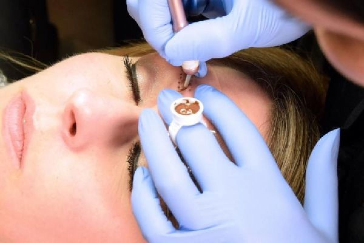 Maquillage permanent Sourcils, Lèvres... à Asnières-sur-Seine (92) Par Bérénice - Estheca