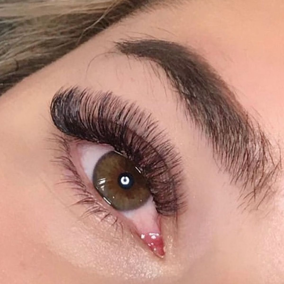 Pose d'extensions de cils à Schiltigheim (67) Par Adeline - Estheca