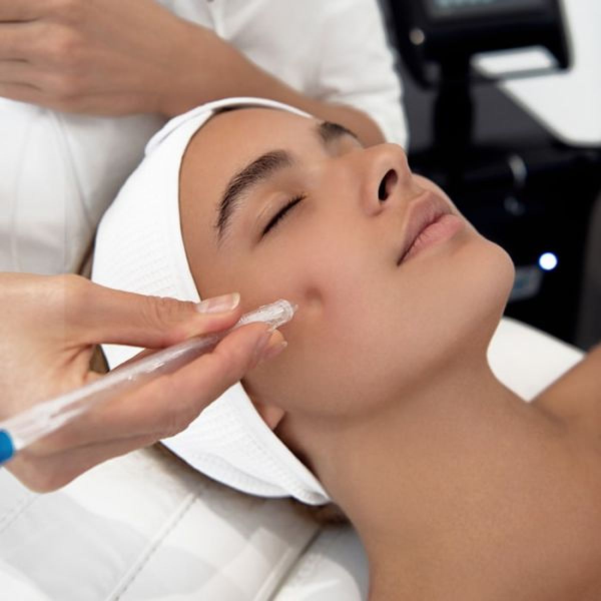 Oxygène Aqua Jet Peel à Villeurbanne (69) Par Zahidé - Estheca