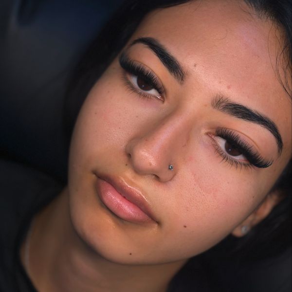 À Vénissieux | Extension de cils | Les meilleures esthéticiennes