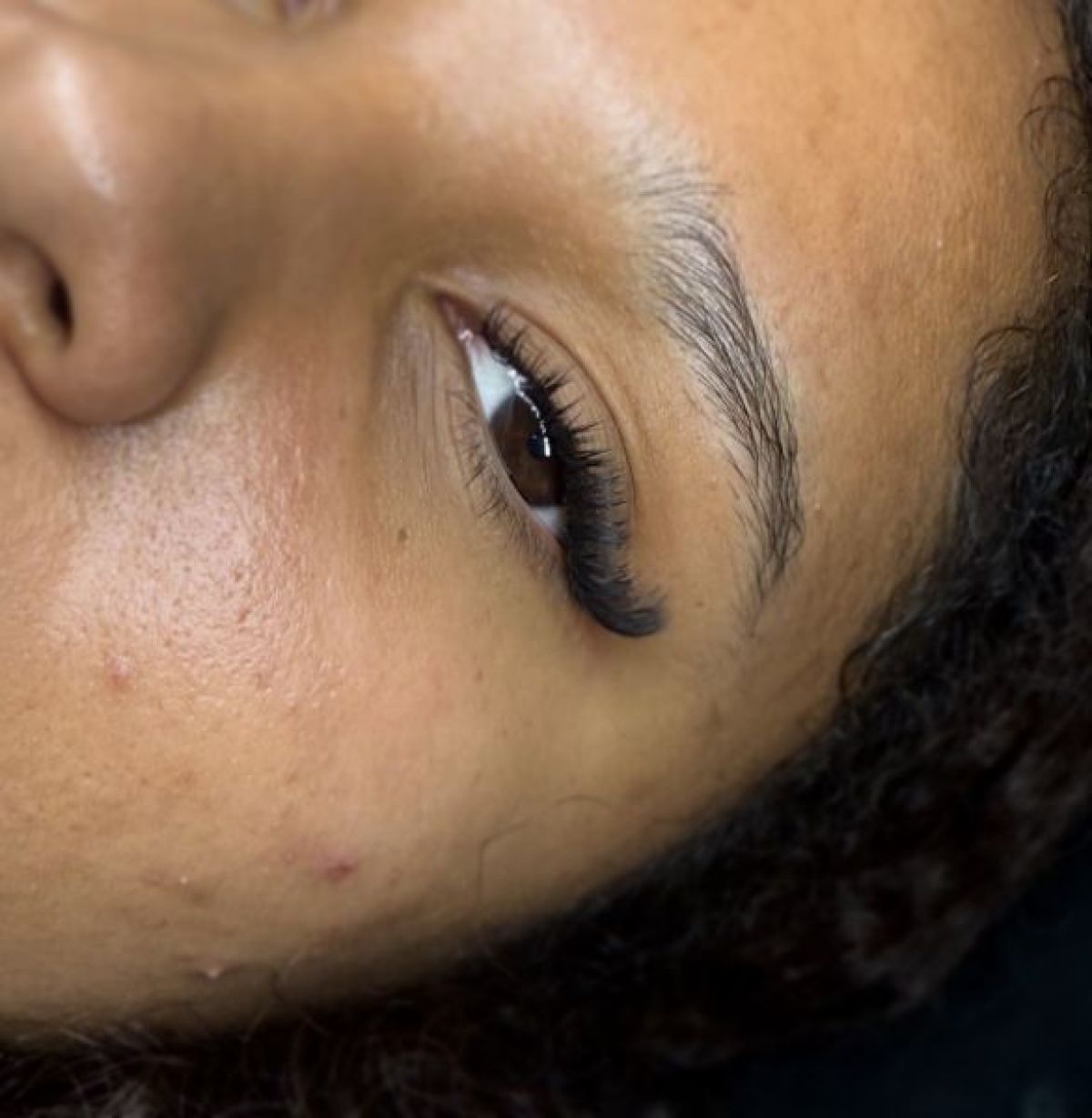 Extension de cils à Angers (49) Par Inès - Estheca