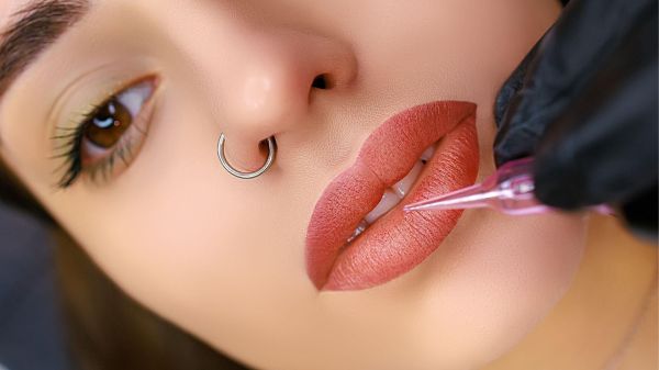 À Bagneux | Maquillage permanent (Candy lips) | Les meilleures esthéticiennes