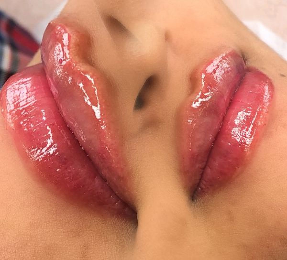 Candy Lips / Maquillage permanent à Levallois-Perret (92) Par Lara - Estheca