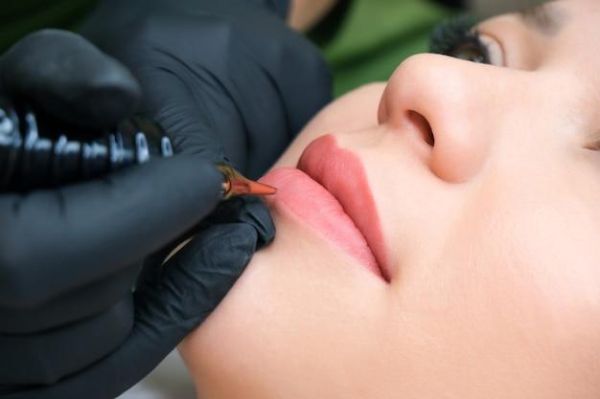 À Villetaneuse | Maquillage permanent (dark lips) | Les meilleures esthéticiennes