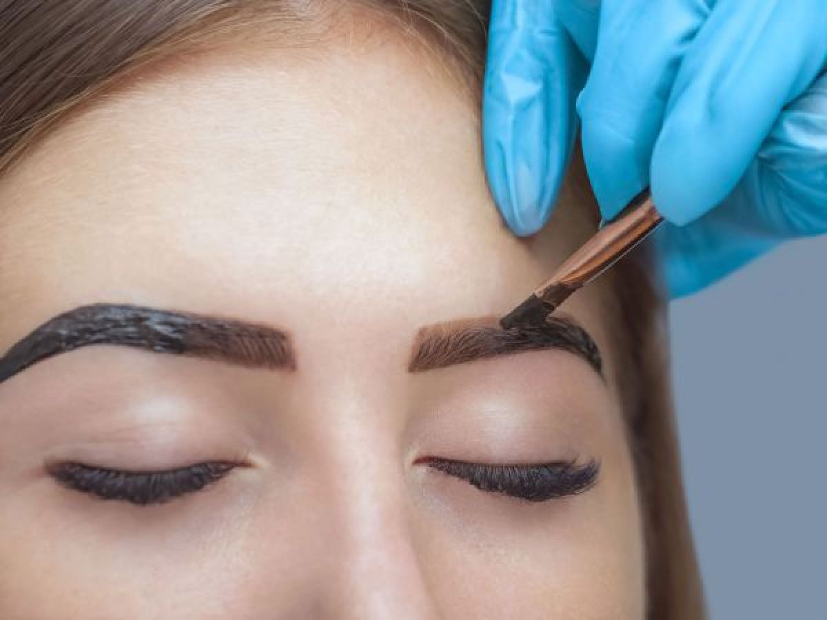 Henna Brow à Nanteuil-lès-Meaux (77) Par Kiliane - Estheca