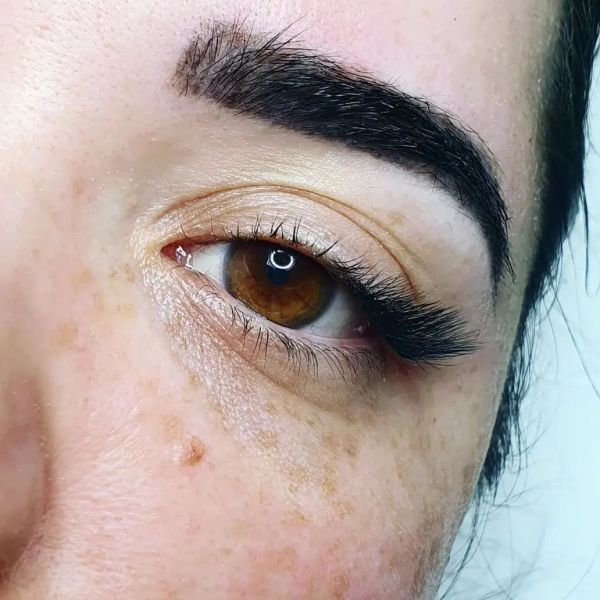 À Jarny | Extension de cils | Les meilleures esthéticiennes