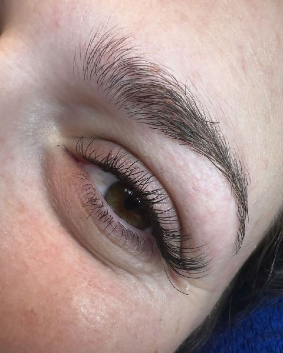 Extension de cils à Bressols (82) Par Celia - Estheca