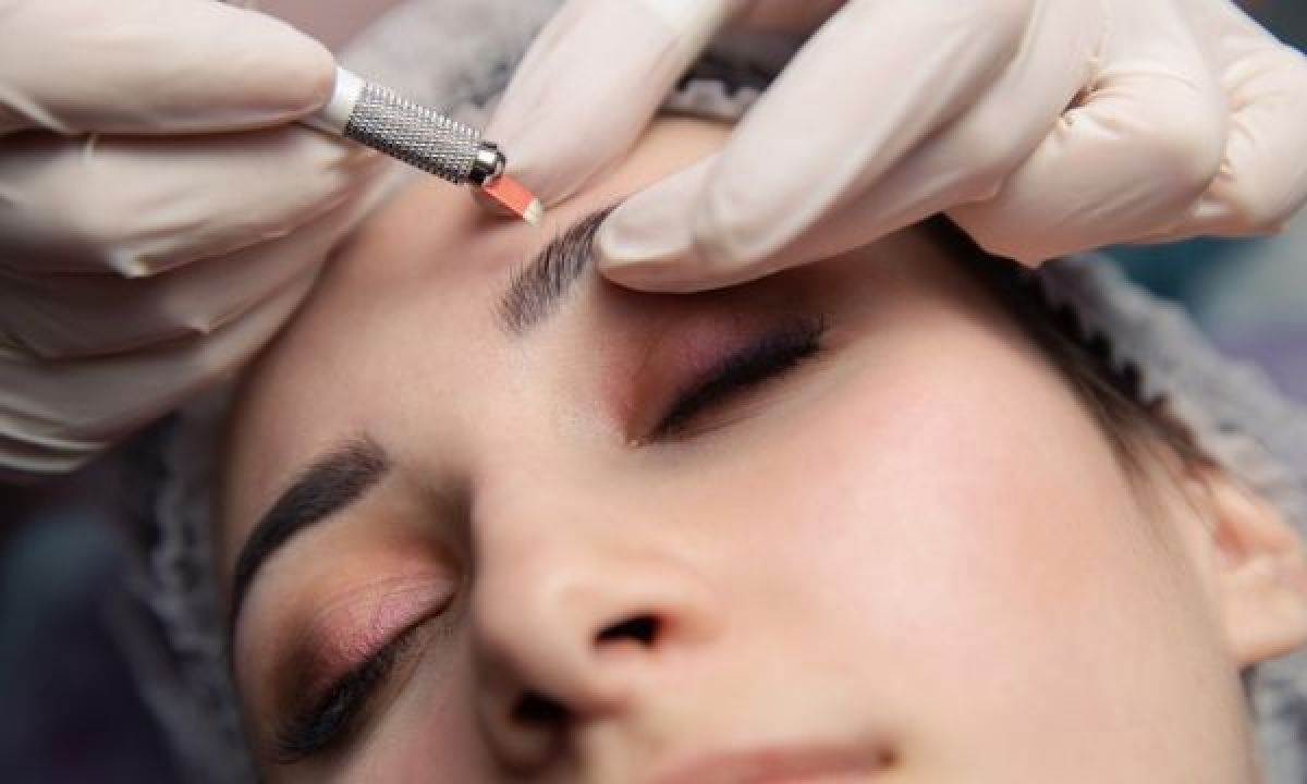 MicroBlading sourcils à Saint-Priest (69) Par Julie - Estheca