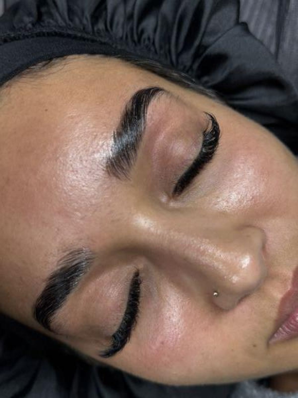 Browlift (rehaussement de sourcils) à Cenon (33) Par Laury - Estheca