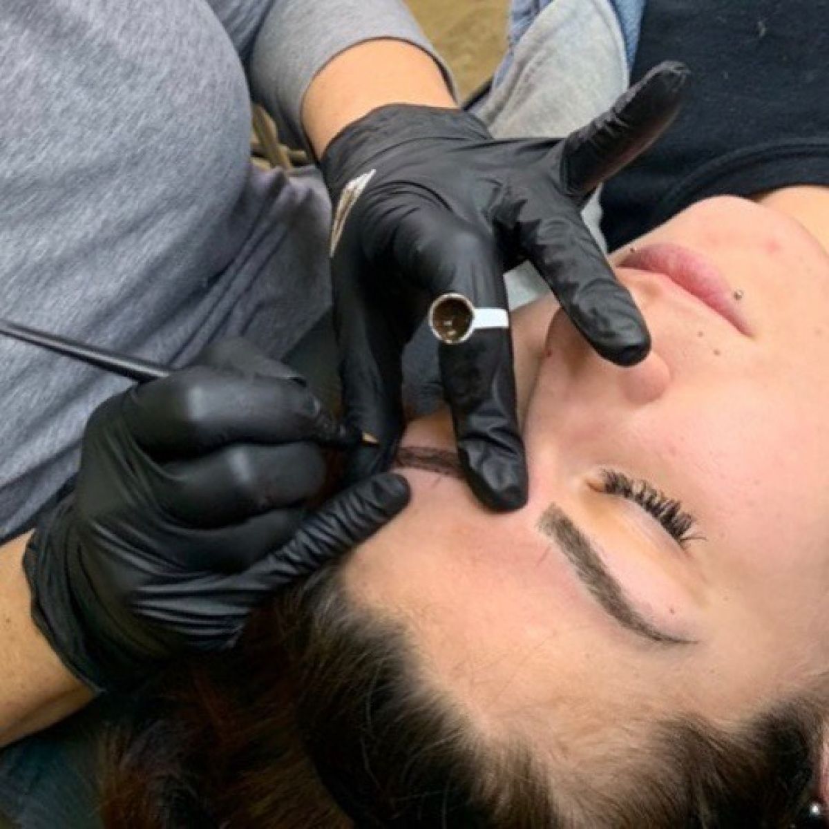 MicroBlading sourcils à Neuilly-sur-Marne (93) Par Léa - Estheca