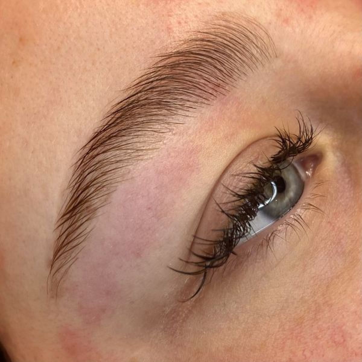 BrowLift (rehaussement de sourcils)  à Besançon (25) Par Rachel - Estheca