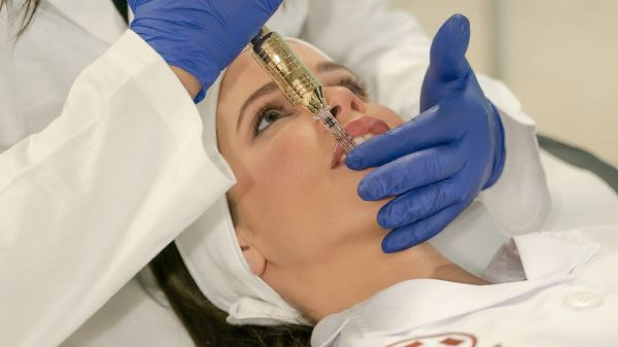 Formation hyaluronpen à Cugnaux (31) Par Farah - Estheca