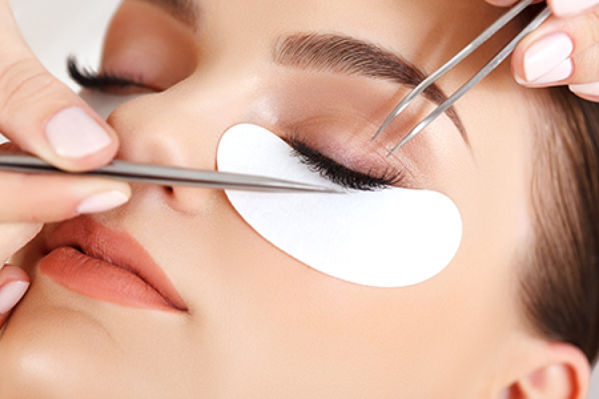 Extension de cils: cil à cil / Volume russe à Lille (59) Par Laetitia - Estheca