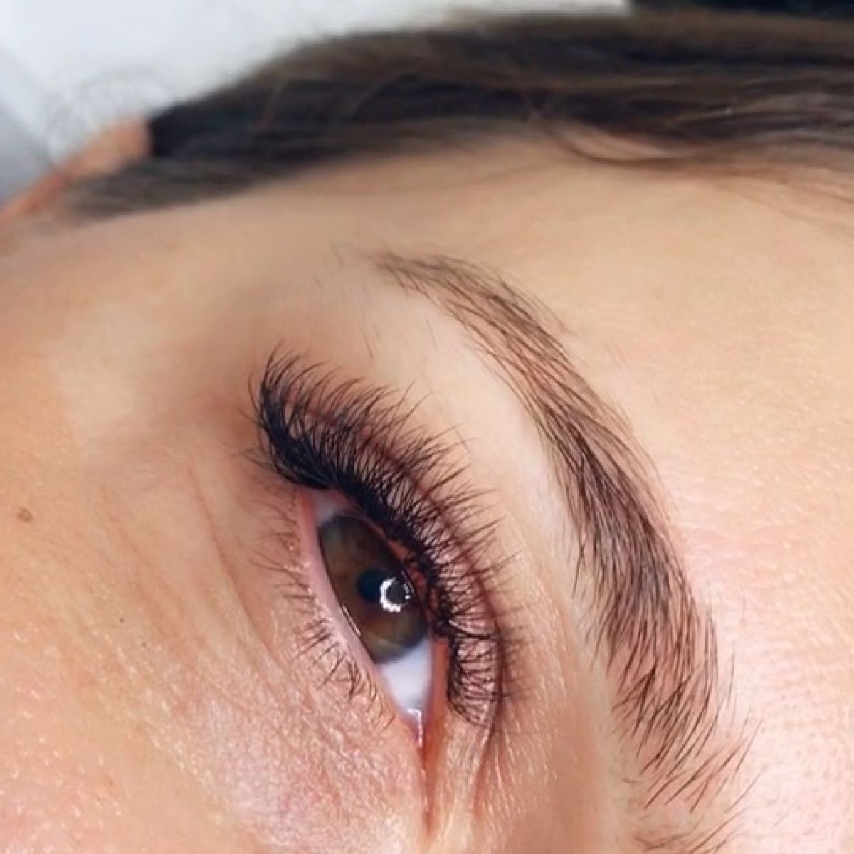 Extensions de cils à Tournefeuille (31) Par Manon - Estheca