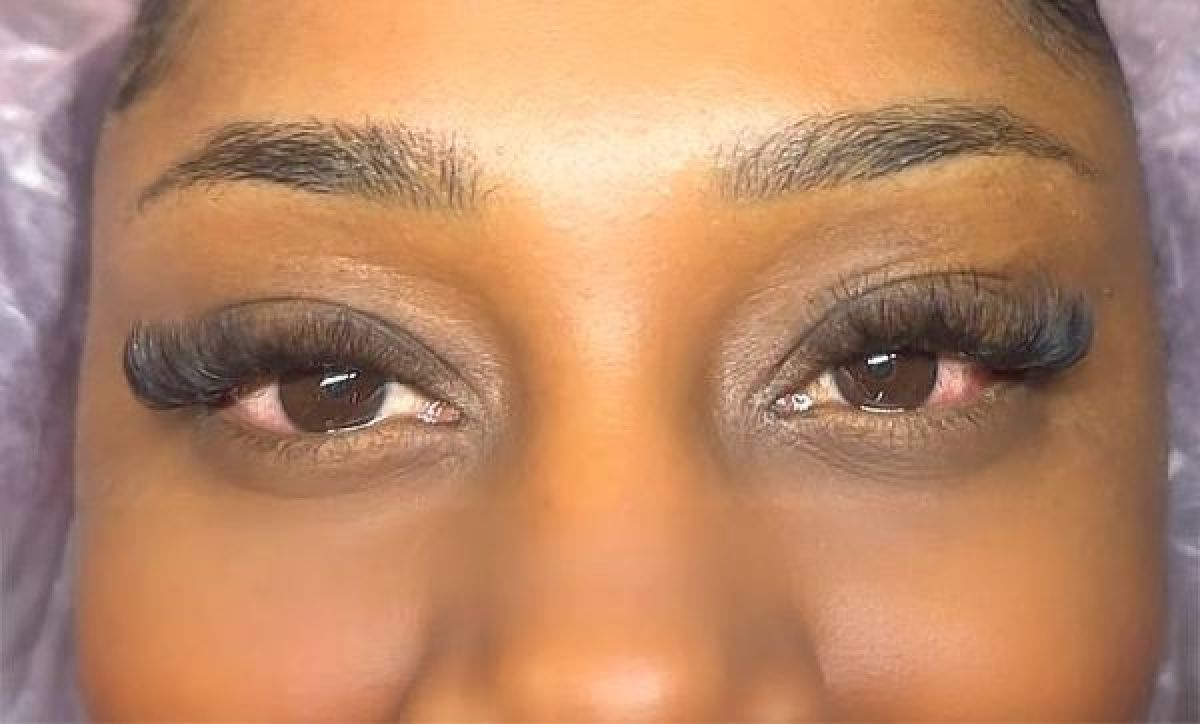 Extension de cils à Le Coudray-Montceaux (91) Par Amelia - Estheca