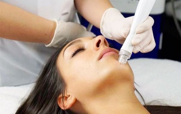 À Tours | Hydrafacial (Points noirs, acné...etc) | Les meilleures esthéticiennes