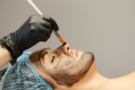 À Reims | carbone peeling | Les meilleures esthéticiennes
