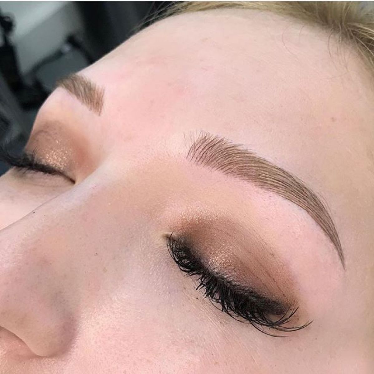 MicroBlading à Nanterre (92) Par Émilie - Estheca