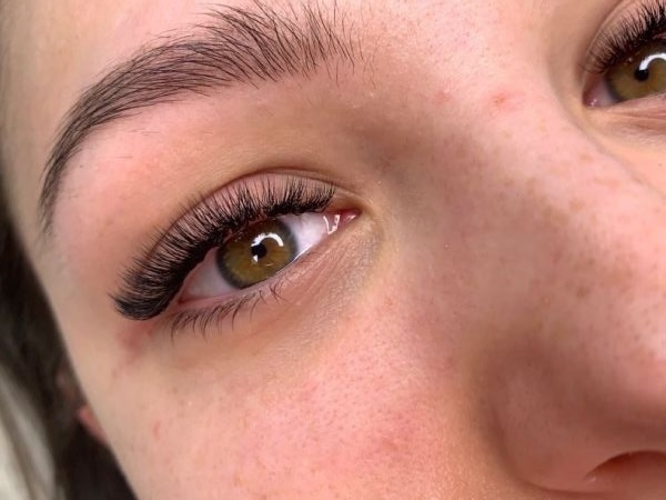 À Aulnay-sous-Bois | Extension de cils | Les meilleures esthéticiennes