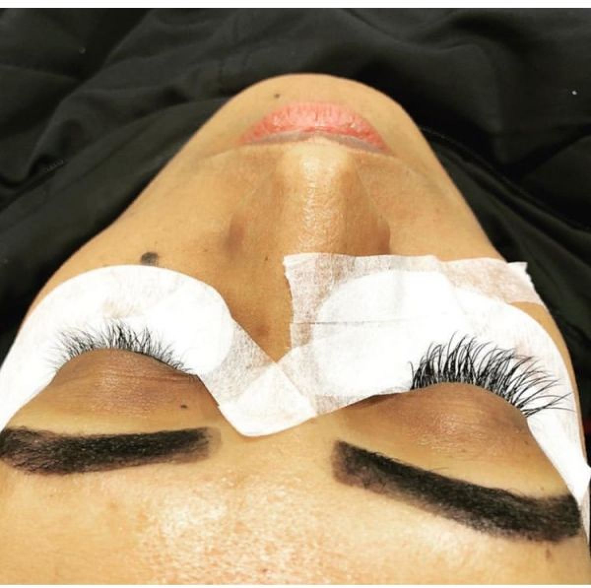 Extensions de cils  à Lambersart (59) Par Angélique - Estheca