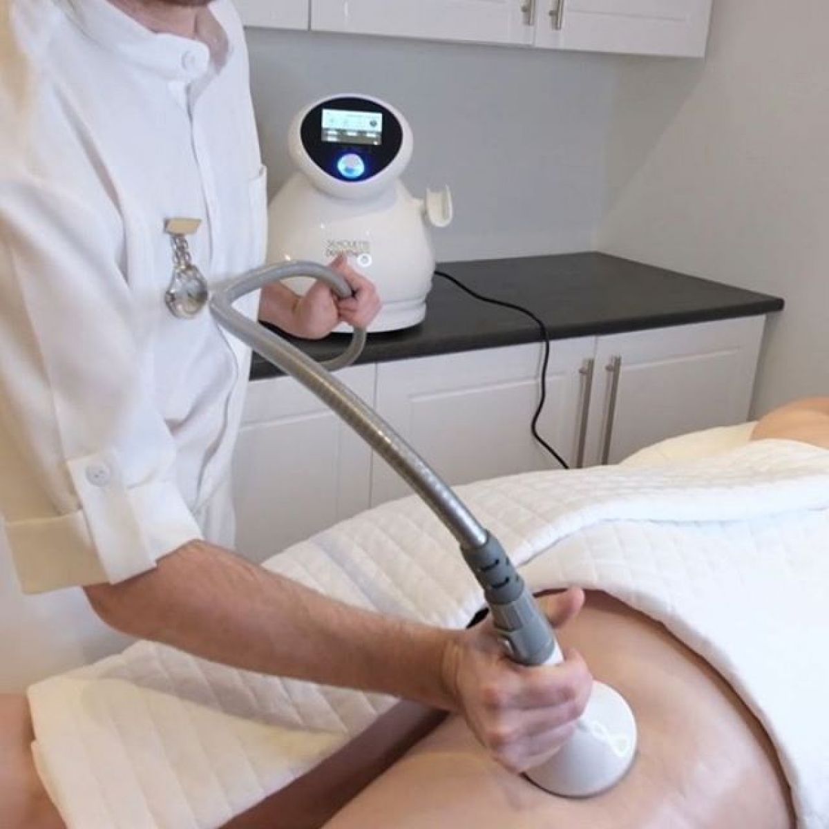 Radio fréquence - Lipocavitation à Marignane (13) Par Samantha - Estheca