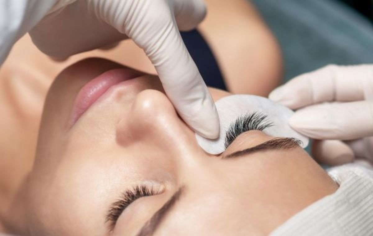 Extension de cils à Châlons-en-Champagne (51) Par Sherazade - Estheca