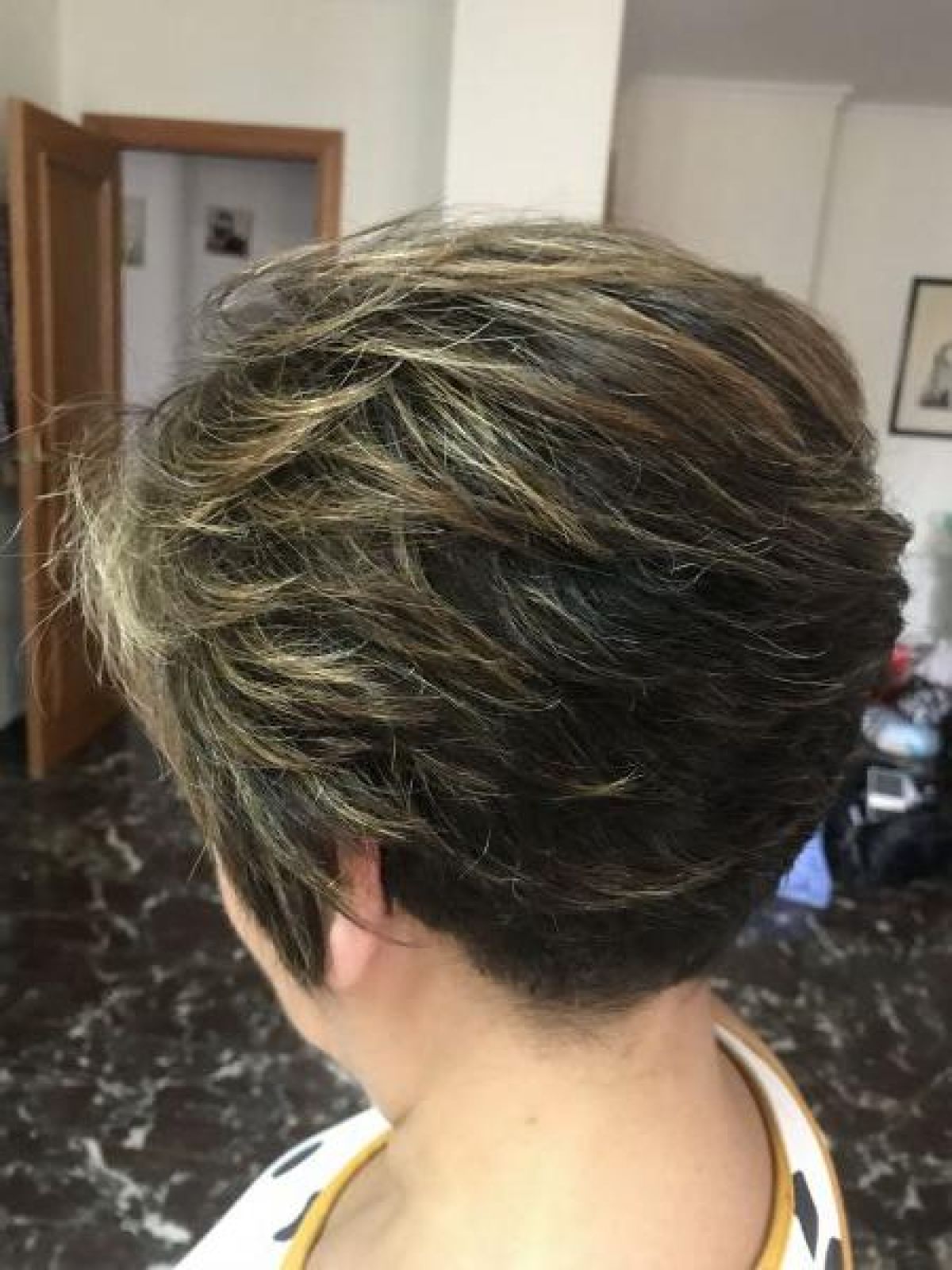 Pose ongles et coiffure ?‍♀️  à Poitiers (86) Par Jenia - Estheca