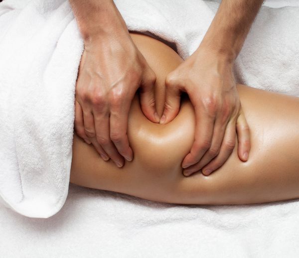 À La Ville-aux-Dames | Massage Renata Franca | Les meilleures esthéticiennes
