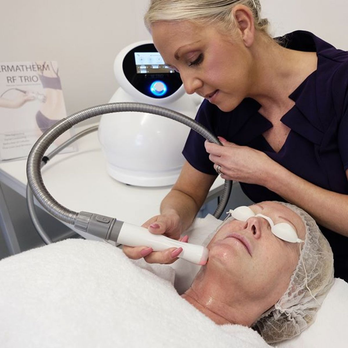 Radio fréquence / Lipocavitation à Aulnay-sous-Bois (93) Par Charlotte - Estheca