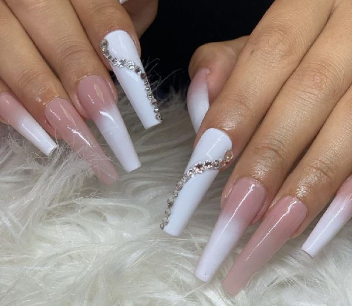 Manucure / Gel-X & pieds à Noisy-le-Grand (93) Par Fatima - Estheca