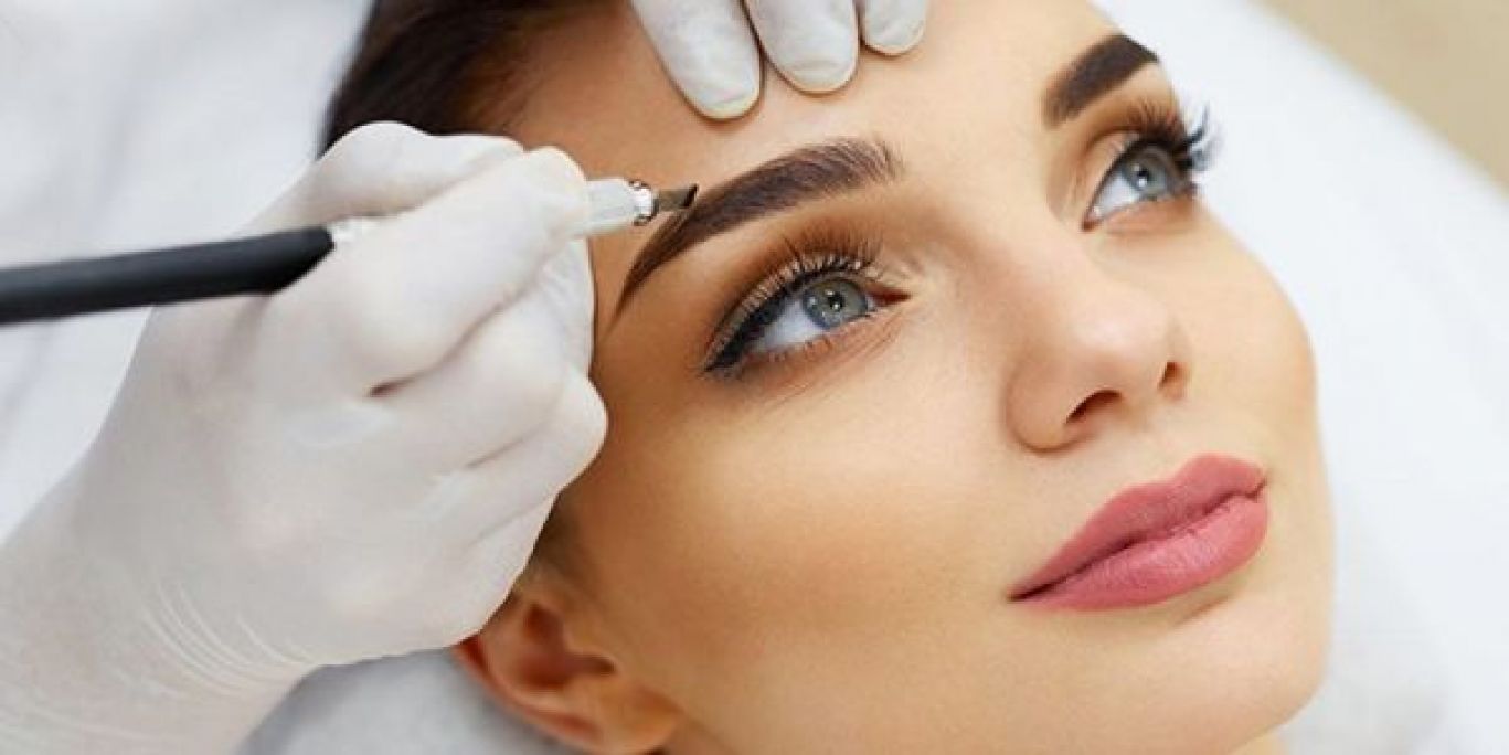 Microblading / Restructuration du sourcil à Villeneuve-d'Ascq (59) Par Clémence - Estheca