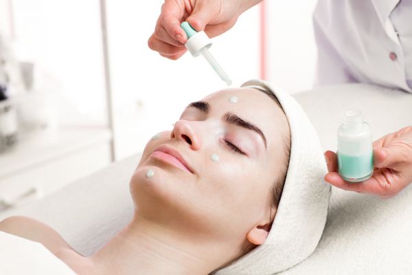 À Savigny-le-Temple | Soins visage classiques | Les meilleures esthéticiennes