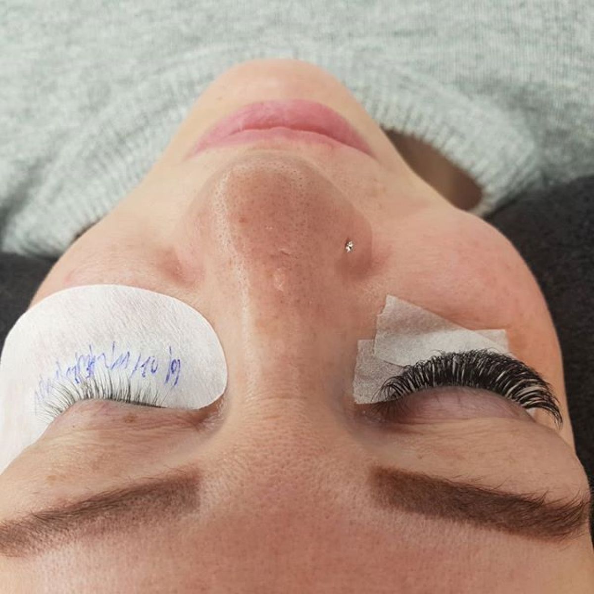 Extensions de cils à Melun (77) Par Emmanuelle - Estheca