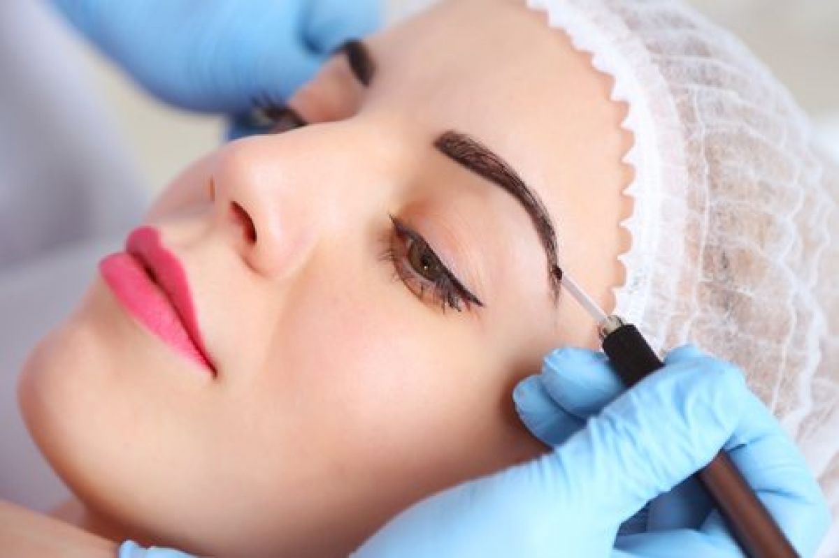 MicroBlading sourcils à Le Poiré-sur-Vie (85) Par Aurélie - Estheca