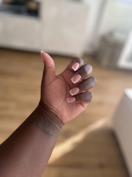 À Saint-Pierre-du-Perray | Manucure/ Semi Permanent/ Gel  | Les meilleures esthéticiennes