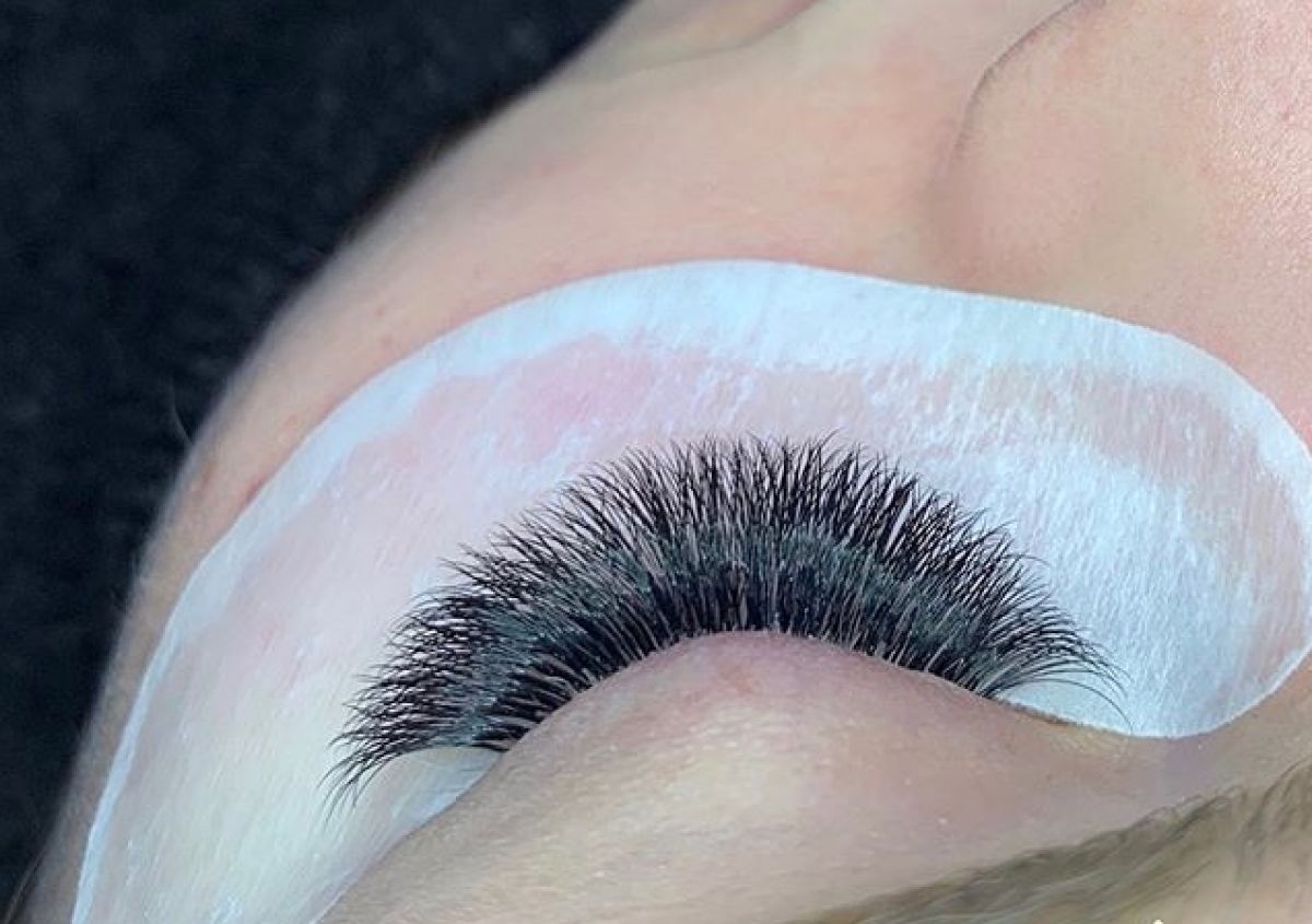 Extensions de cils à Bessèges (30) Par Sonia - Estheca