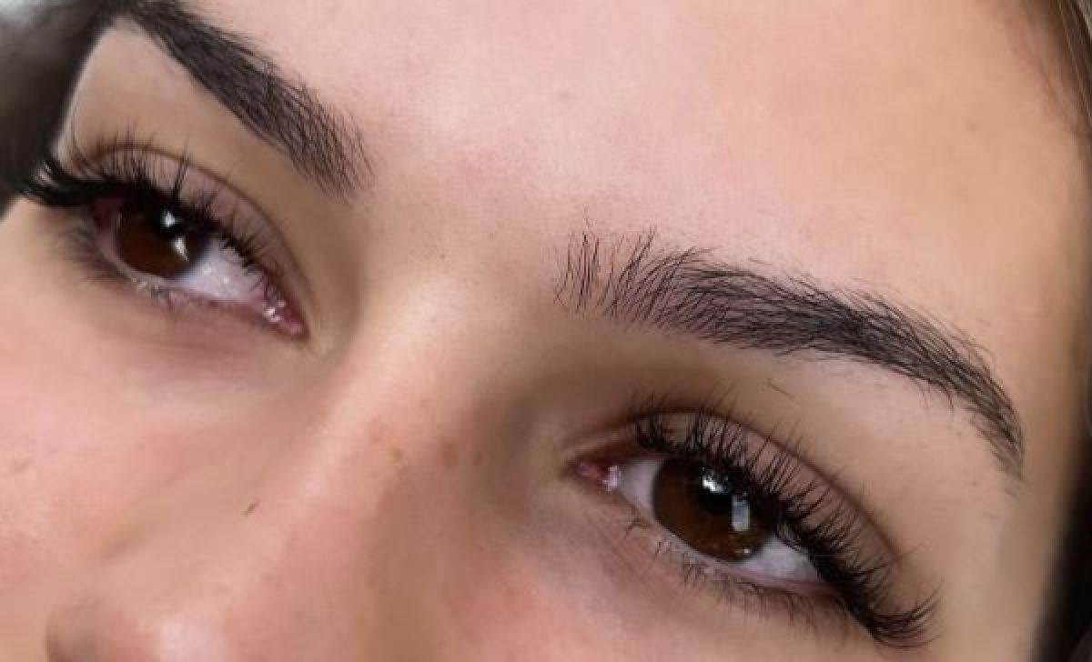 Extension de cils à La Ville-du-Bois (91) Par Maëva - Estheca