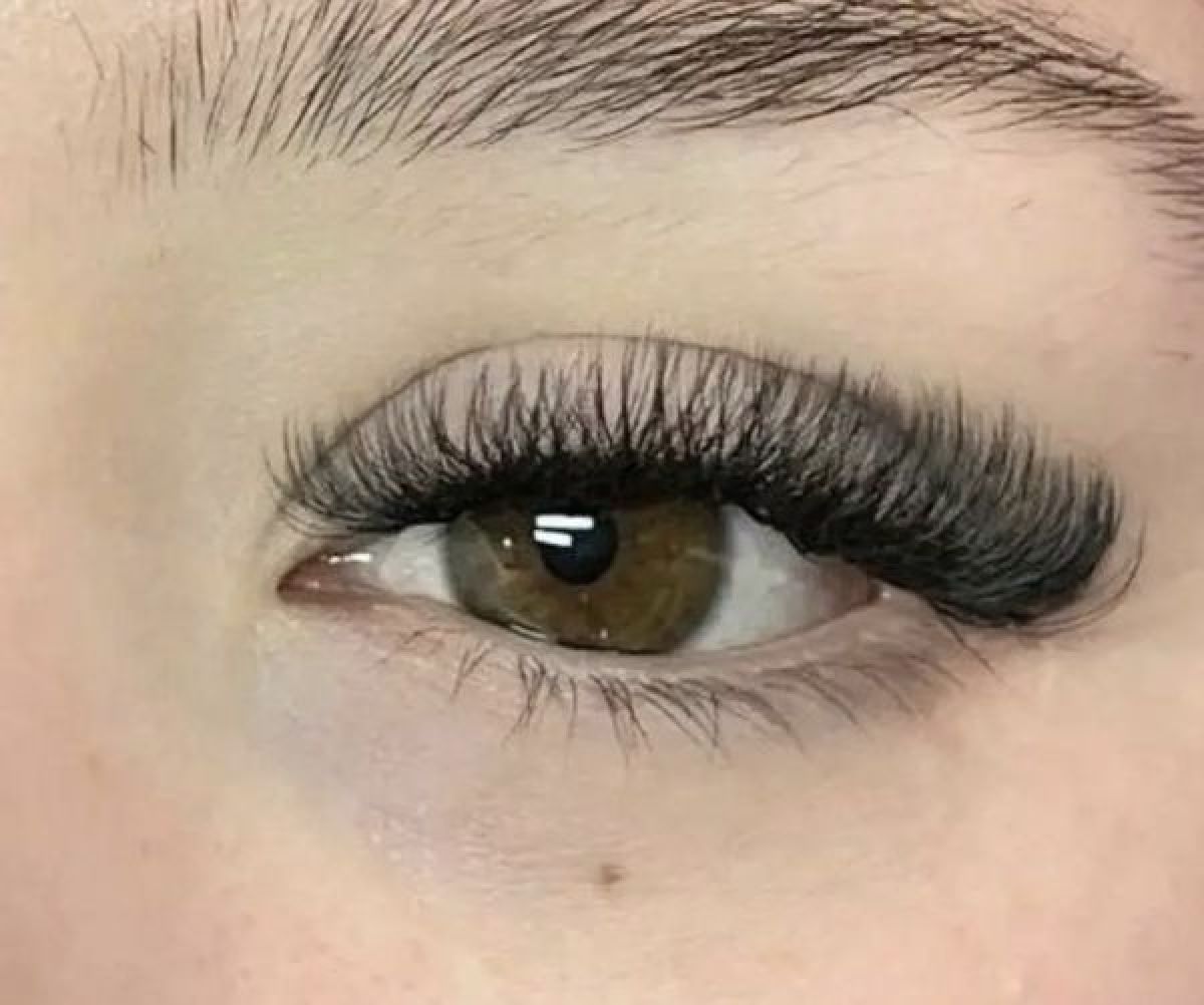 Extension de cils à Choisy-le-Roi (94) Par Yamina - Estheca
