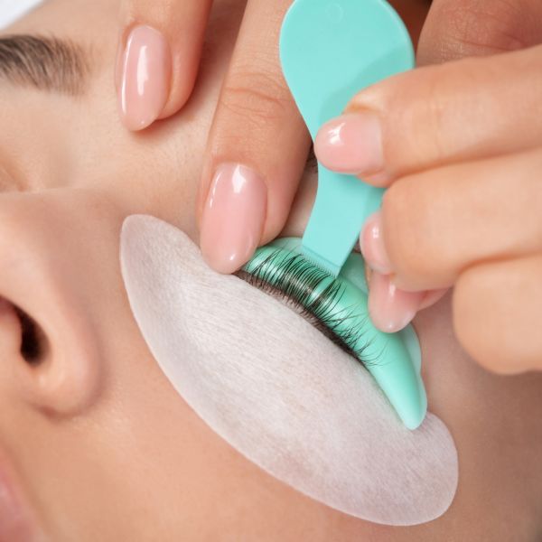 À Béziers | Rehaussement de cils  | Les meilleures esthéticiennes
