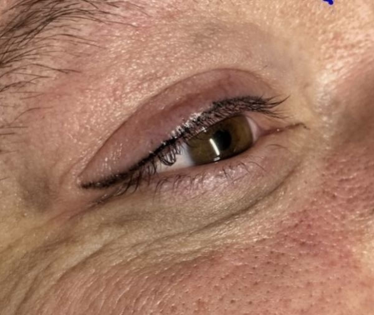 Maquillage permanent (eye liner) à Le Havre (76) Par Pauline - Estheca