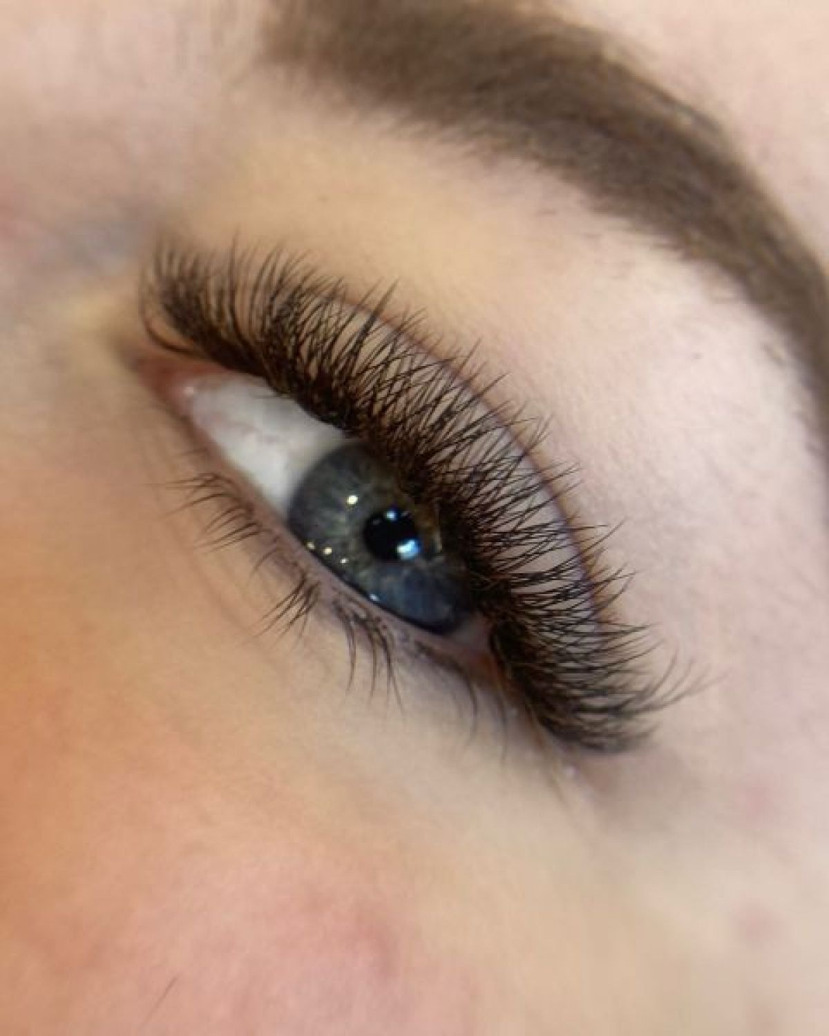 Extension de cils à Cagnicourt (62) Par Héloïse - Estheca