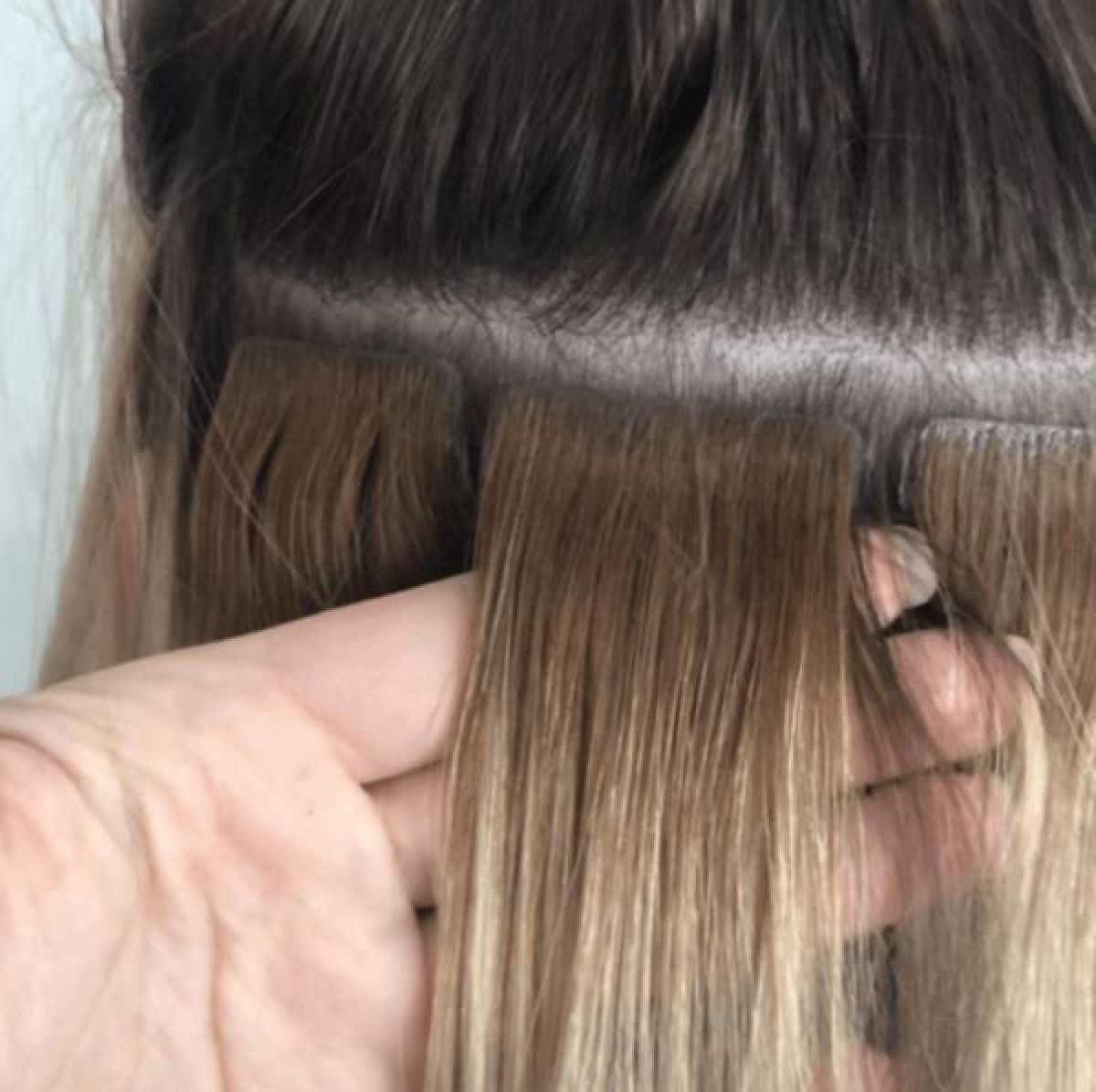 Extension cheveux tape injectée à Châlons-en-Champagne (51) Par Vanessa - Estheca
