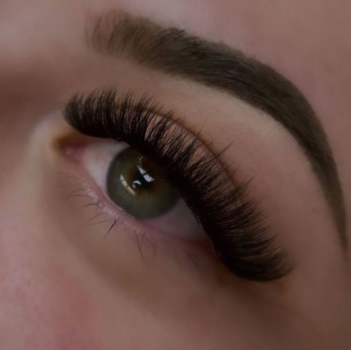 Extension de cils à Chambéry (73) Par Gabriela - Estheca