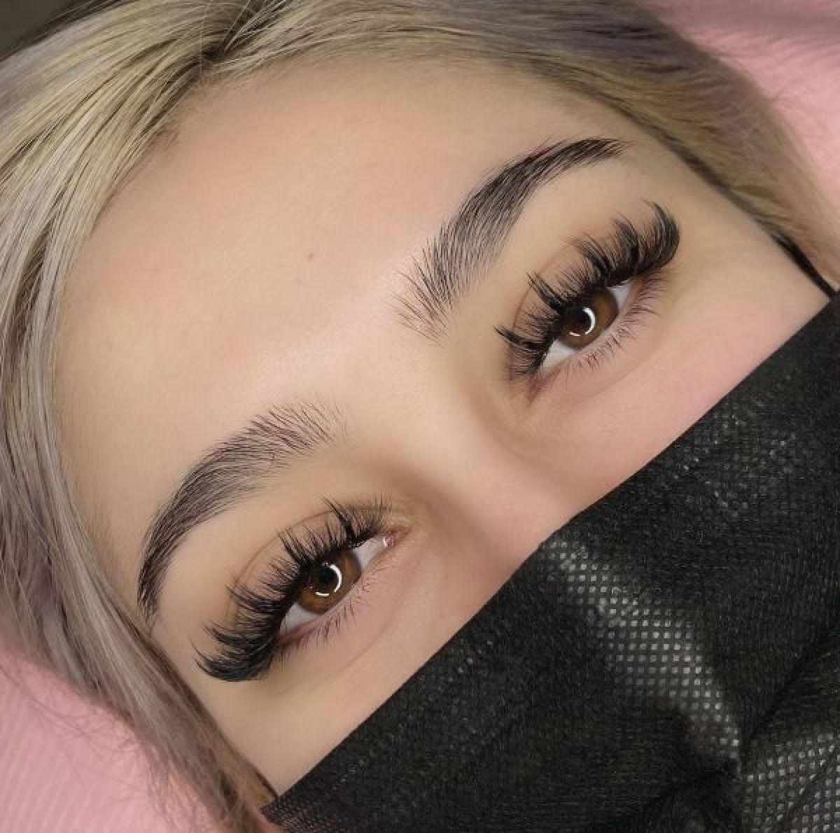 Extensions de cils à Ferrières-en-Brie (77) Par Maëva - Estheca