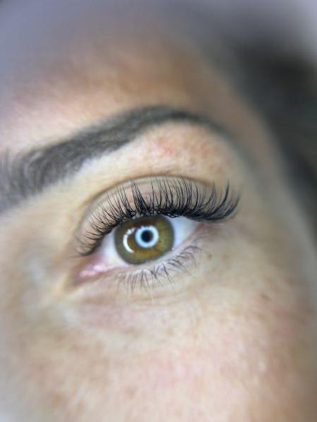 À Strasbourg | Extensions de cils | Les meilleures esthéticiennes